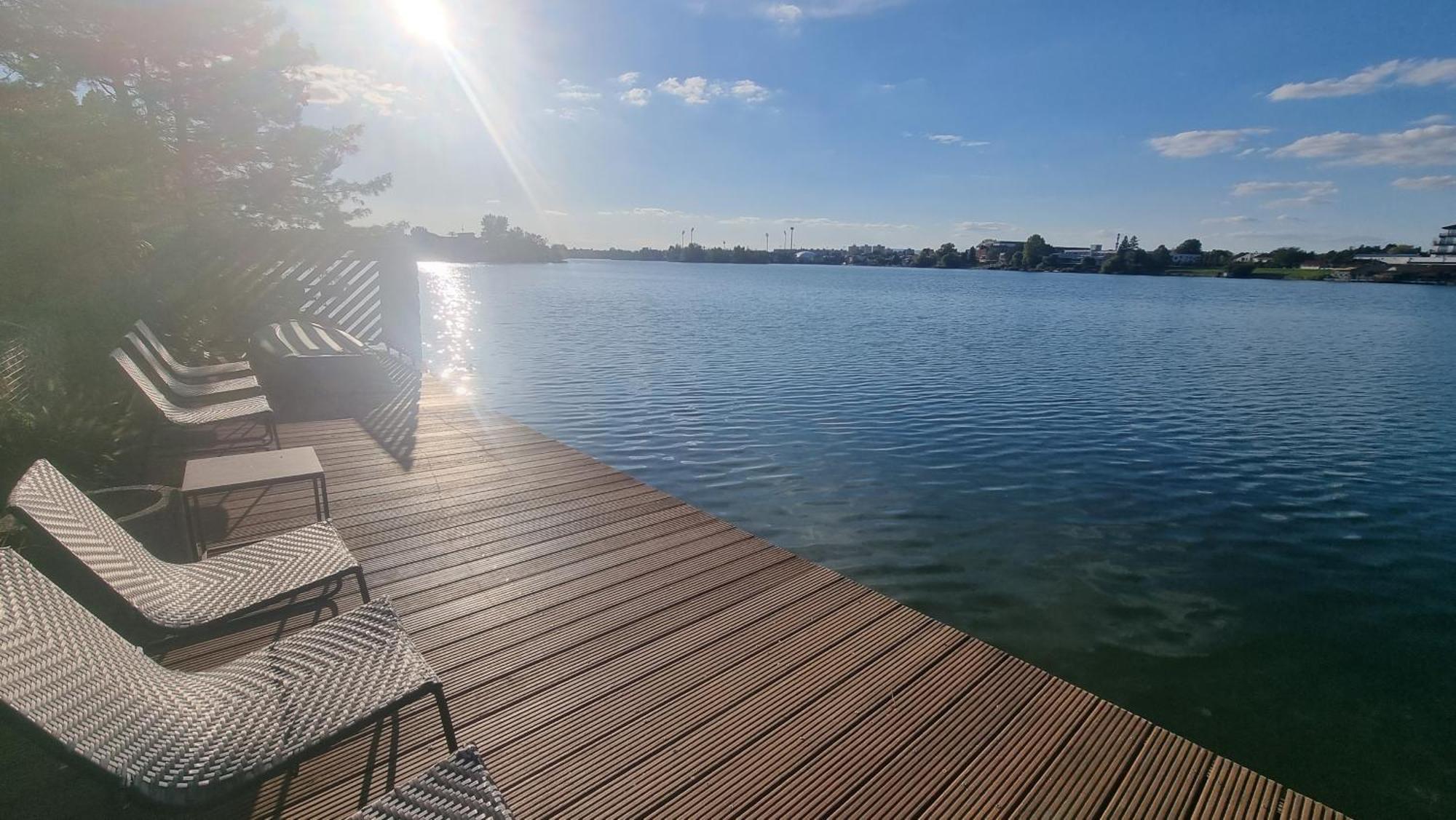 Topsenec-Lakeside Home Екстериор снимка