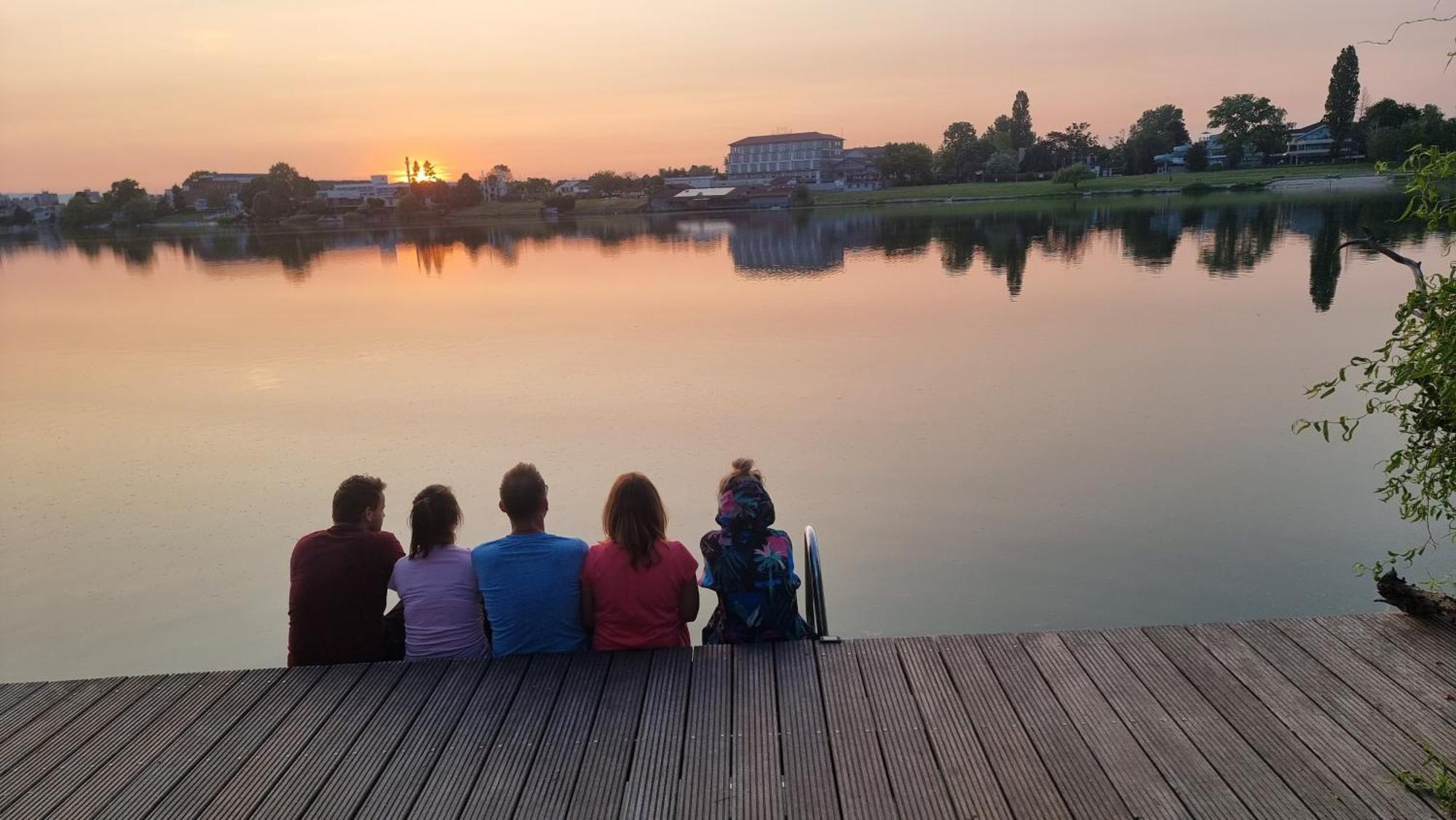Topsenec-Lakeside Home Екстериор снимка