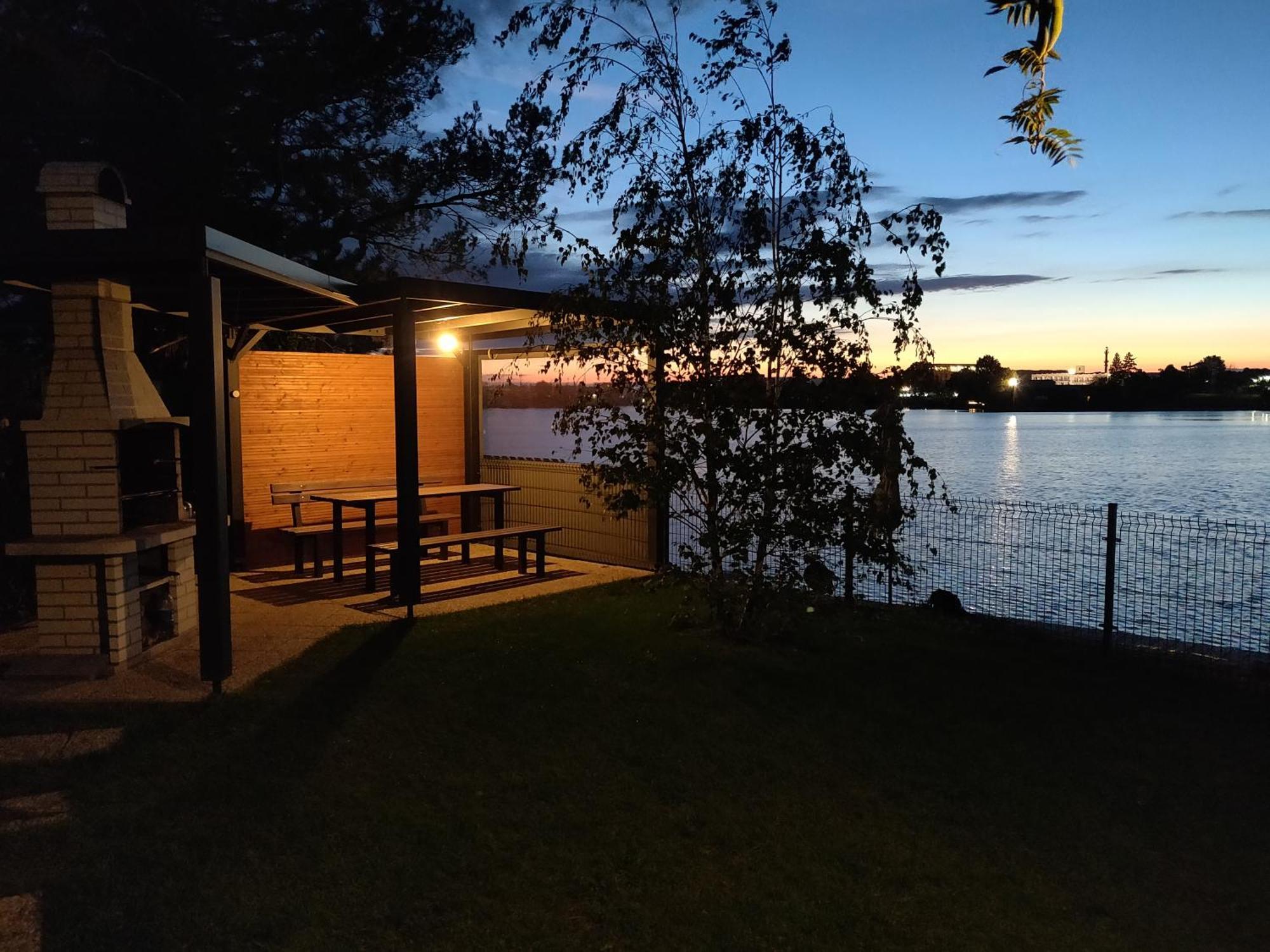Topsenec-Lakeside Home Екстериор снимка